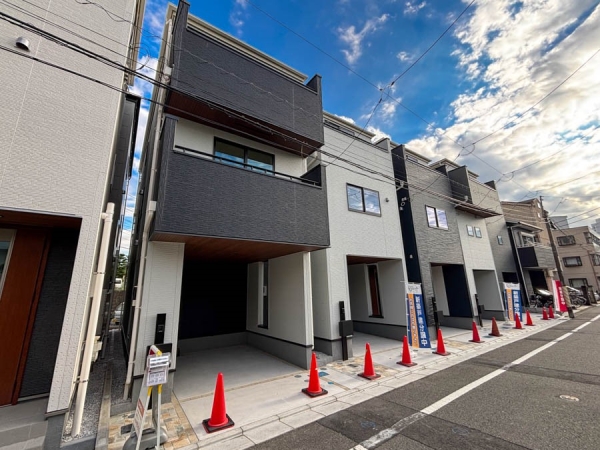 川崎市幸区戸手４丁目　新築一戸建て