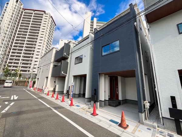 川崎市幸区戸手４丁目　新築一戸建て