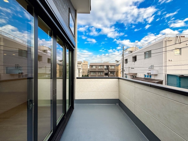 川崎市幸区古市場２丁目　新築一戸建て