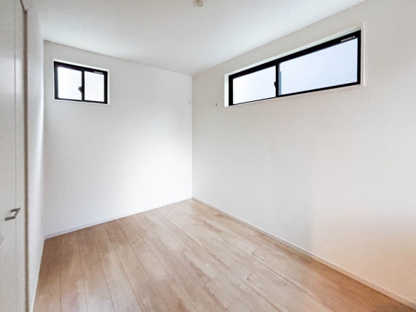 川崎市幸区古市場２丁目　新築一戸建て