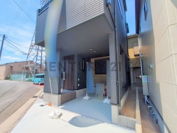 横浜市鶴見区駒岡４丁目　新築一戸建て
