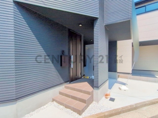 横浜市鶴見区駒岡４丁目　新築一戸建て
