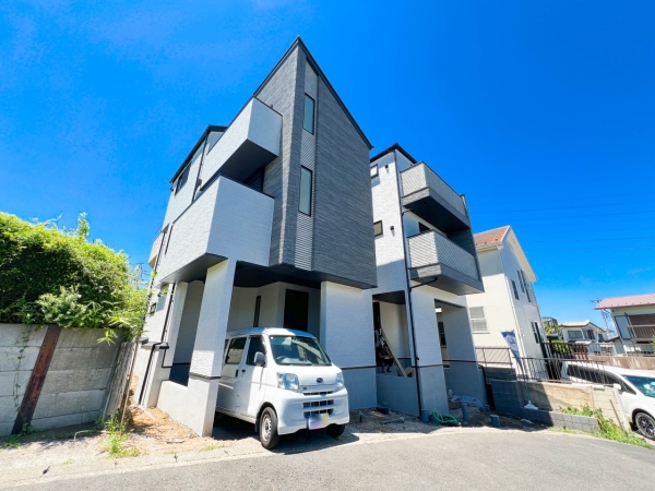横浜市戸塚区矢部町　新築一戸建て