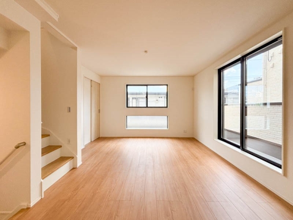 川崎市川崎区桜本２丁目　新築一戸建て