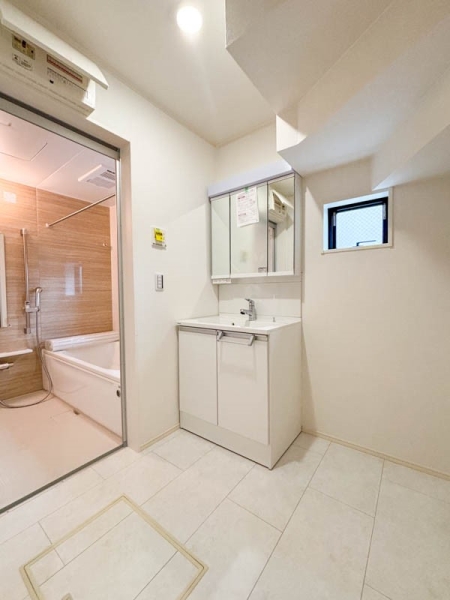 川崎市川崎区桜本２丁目　新築一戸建て