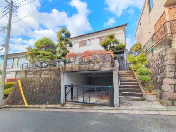 横浜市磯子区杉田９丁目　中古一戸建て