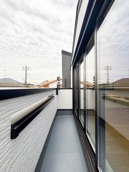 横浜市神奈川区六角橋４丁目　新築一戸建て