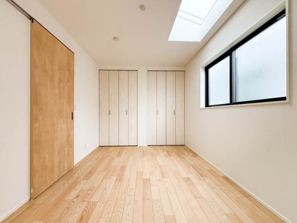 横浜市神奈川区六角橋４丁目　新築一戸建て