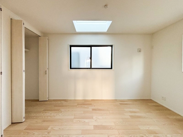 横浜市神奈川区六角橋４丁目　新築一戸建て