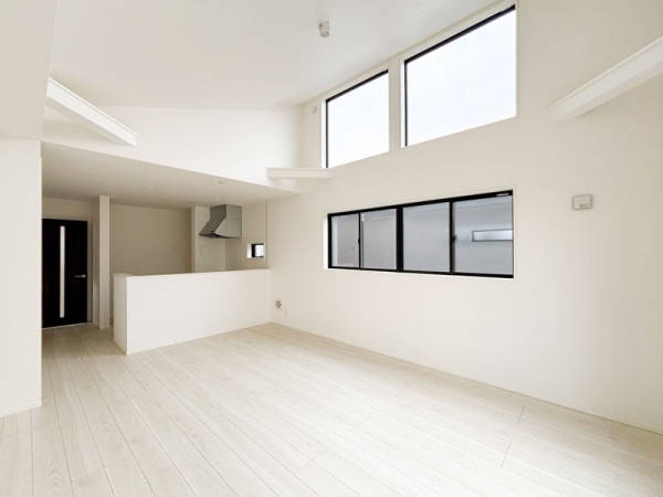 藤沢市遠藤　新築一戸建て