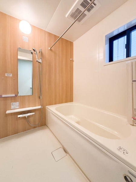 横浜市神奈川区六角橋４丁目　新築一戸建て