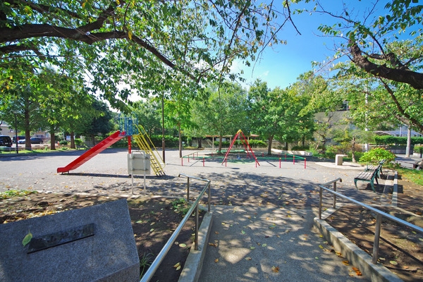 モアクレスト新横浜(鳥山池公園)