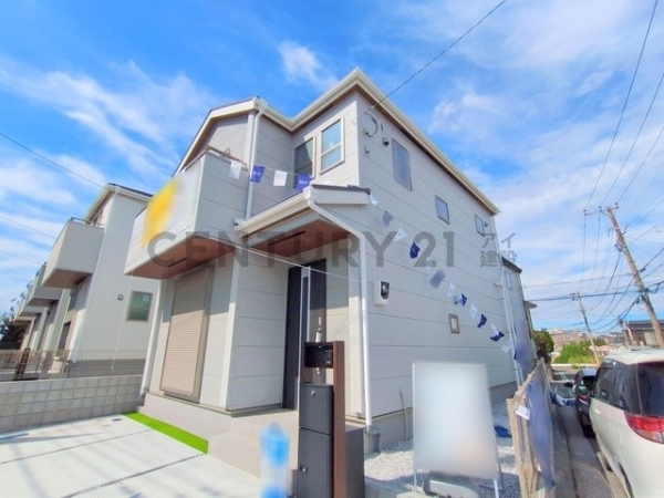 横浜市南区別所中里台　新築一戸建て