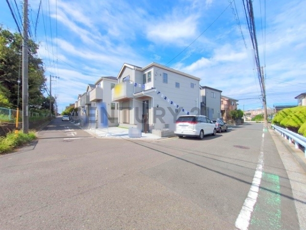 横浜市南区別所中里台　新築一戸建て