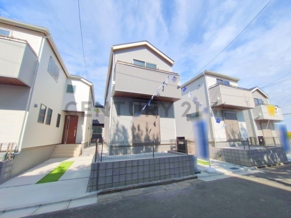 横浜市南区別所中里台　新築一戸建て