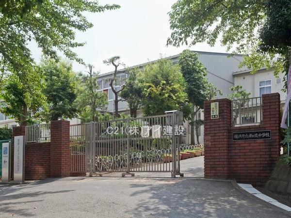 横浜市南区別所中里台　新築一戸建て(横浜市立南が丘中学校)