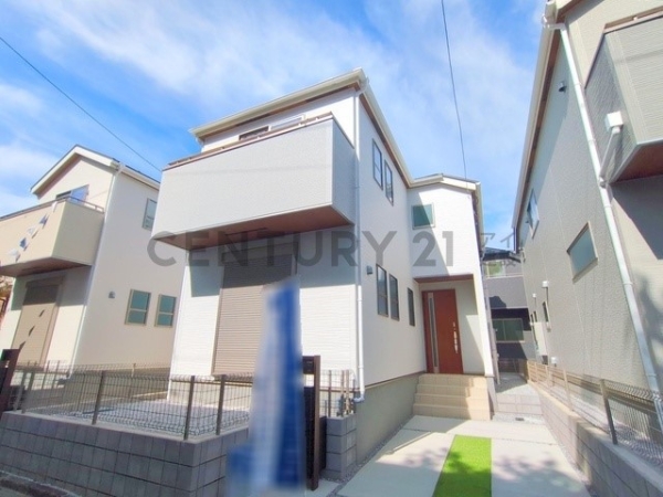 横浜市南区別所中里台　新築一戸建て