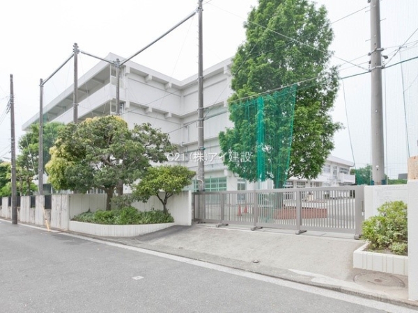 横浜市都筑区早渕３丁目の中古一戸建て(横浜市立新吉田第二小学校)