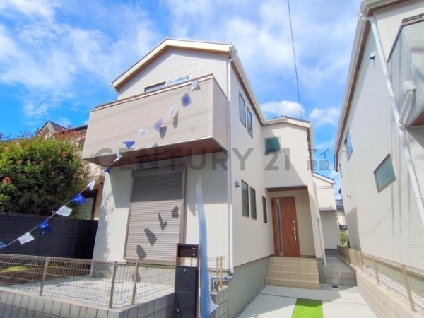 横浜市南区別所中里台　新築一戸建て