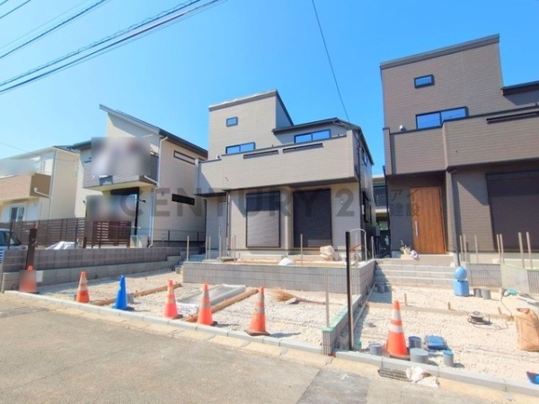 横浜市港南区日限山４丁目　新築一戸建て