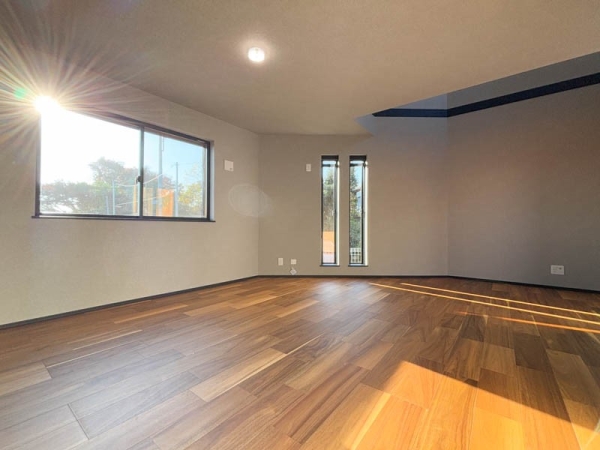 横浜市泉区新橋町　新築一戸建て