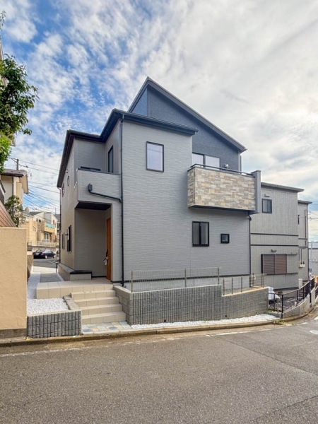 横浜市戸塚区名瀬町　新築一戸建て