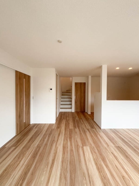 横浜市港南区日限山４丁目　新築一戸建て