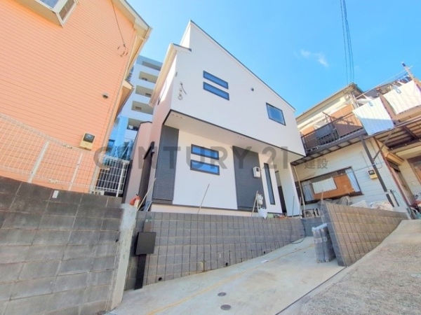 横浜市保土ケ谷区瀬戸ケ谷町　新築一戸建て