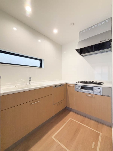 横浜市保土ケ谷区瀬戸ケ谷町　新築一戸建て