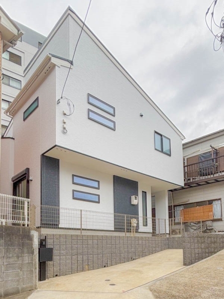 横浜市保土ケ谷区瀬戸ケ谷町　新築一戸建て