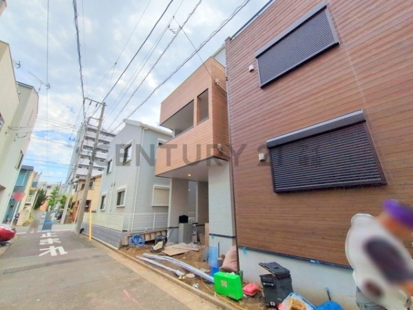 川崎市川崎区中島１丁目　新築一戸建て