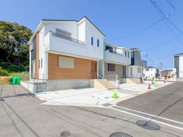 横須賀市長沢２丁目　新築一戸建て