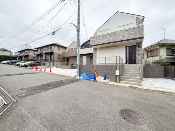 町田市小川１丁目　新築一戸建て