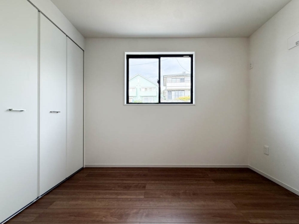 横浜市青葉区荏子田１丁目　新築一戸建て