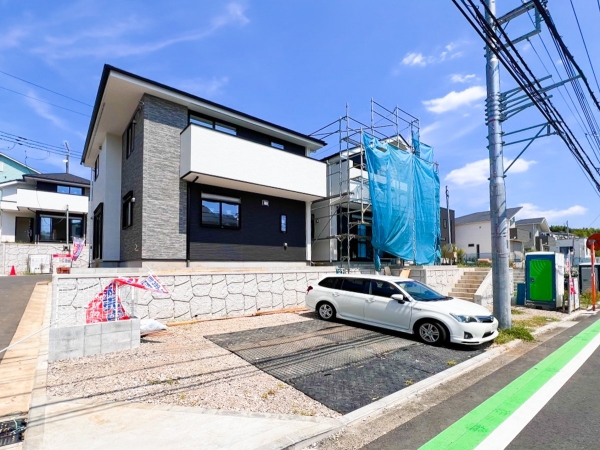 横浜市青葉区荏子田１丁目　新築一戸建て