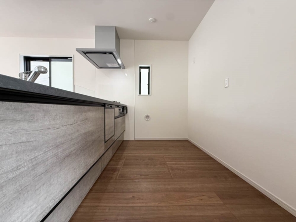 横浜市青葉区荏子田１丁目　新築一戸建て