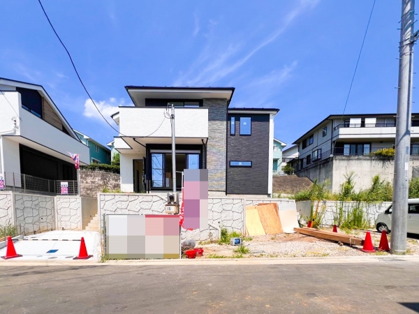 横浜市青葉区荏子田１丁目　新築一戸建て