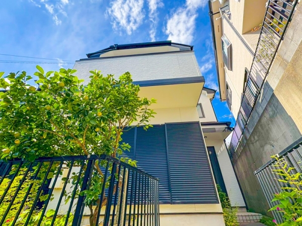 横浜市保土ケ谷区仏向西　中古一戸建て