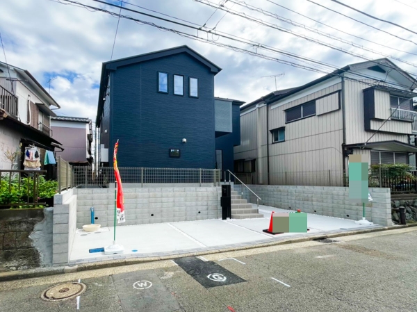 横浜市瀬谷区阿久和西３丁目　新築一戸建て