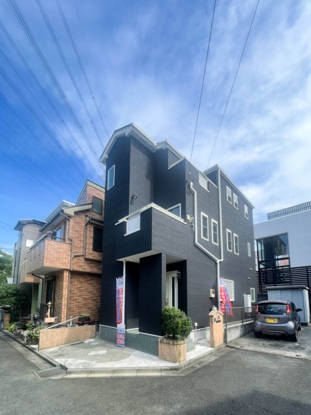 横浜市青葉区大場町　中古一戸建て