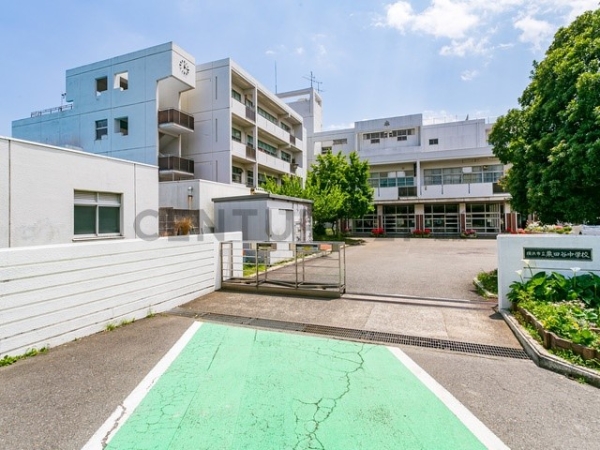 横浜市神奈川区斎藤分町　新築一戸建て(横浜市立栗田谷中学校)