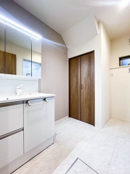 横浜市神奈川区斎藤分町　新築一戸建て