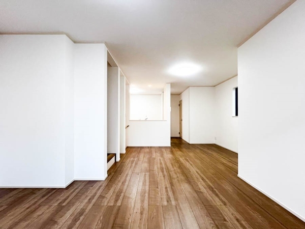 横浜市港北区小机町　新築一戸建て