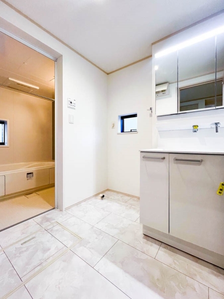 横浜市港北区小机町　新築一戸建て