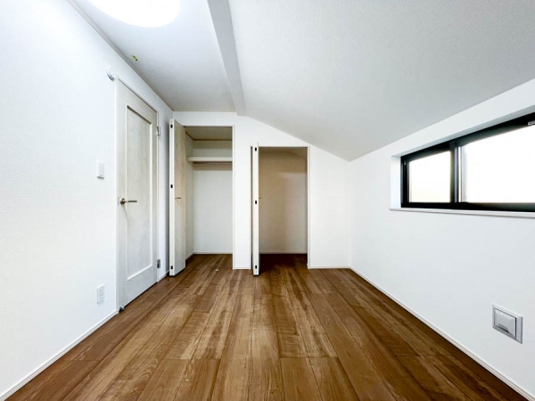 横浜市港北区小机町　新築一戸建て