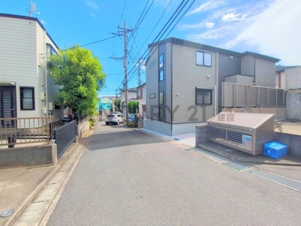 川崎市宮前区犬蔵１丁目　新築一戸建て