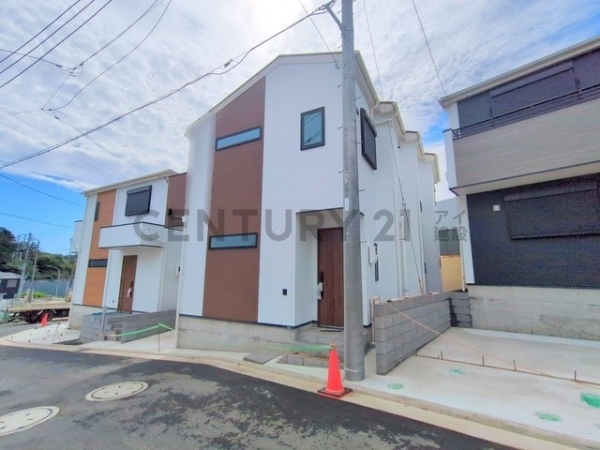 横浜市戸塚区汲沢町　新築一戸建て