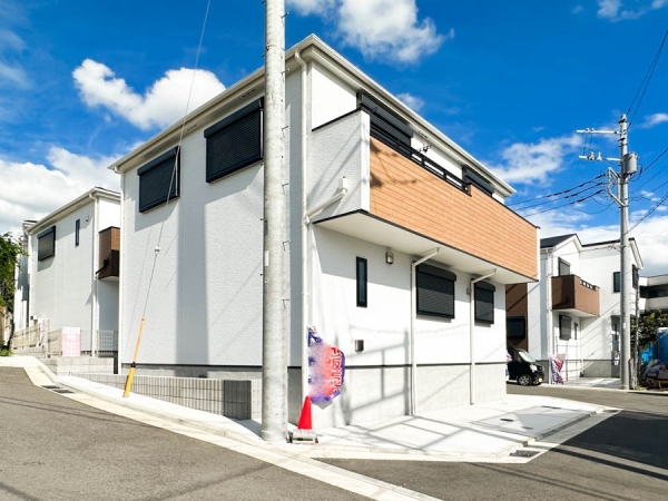 横浜市戸塚区汲沢町　新築一戸建て