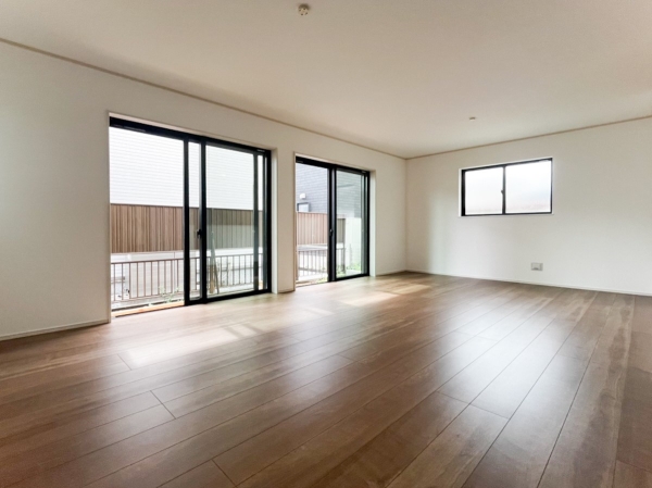 横浜市磯子区磯子６丁目　新築一戸建て