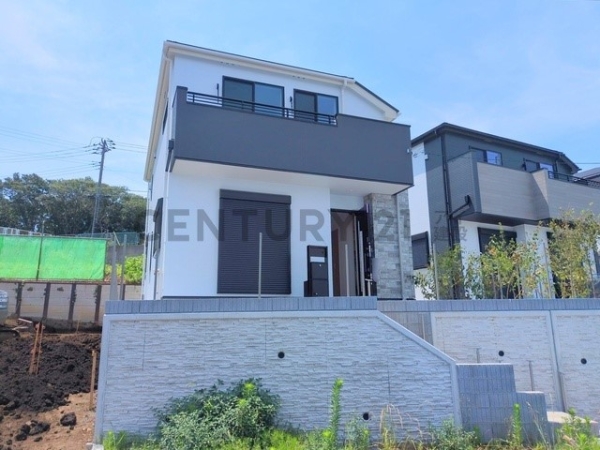 横浜市保土ケ谷区仏向町　新築一戸建て